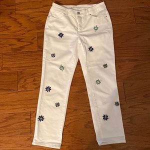 Chico’s So slimming girlfriend ankle white denim jeans w/ daisy stones reg 0/ M